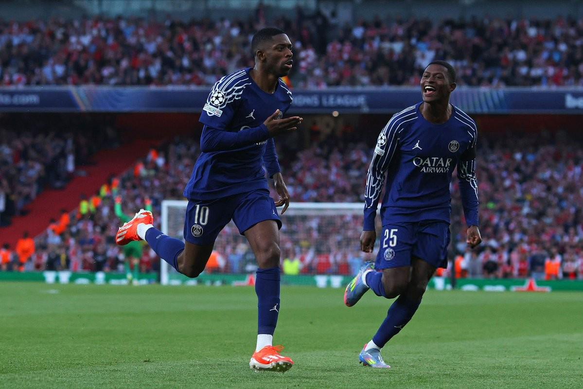 雷火电竞官网-曼联客场反击淘汰巴黎！